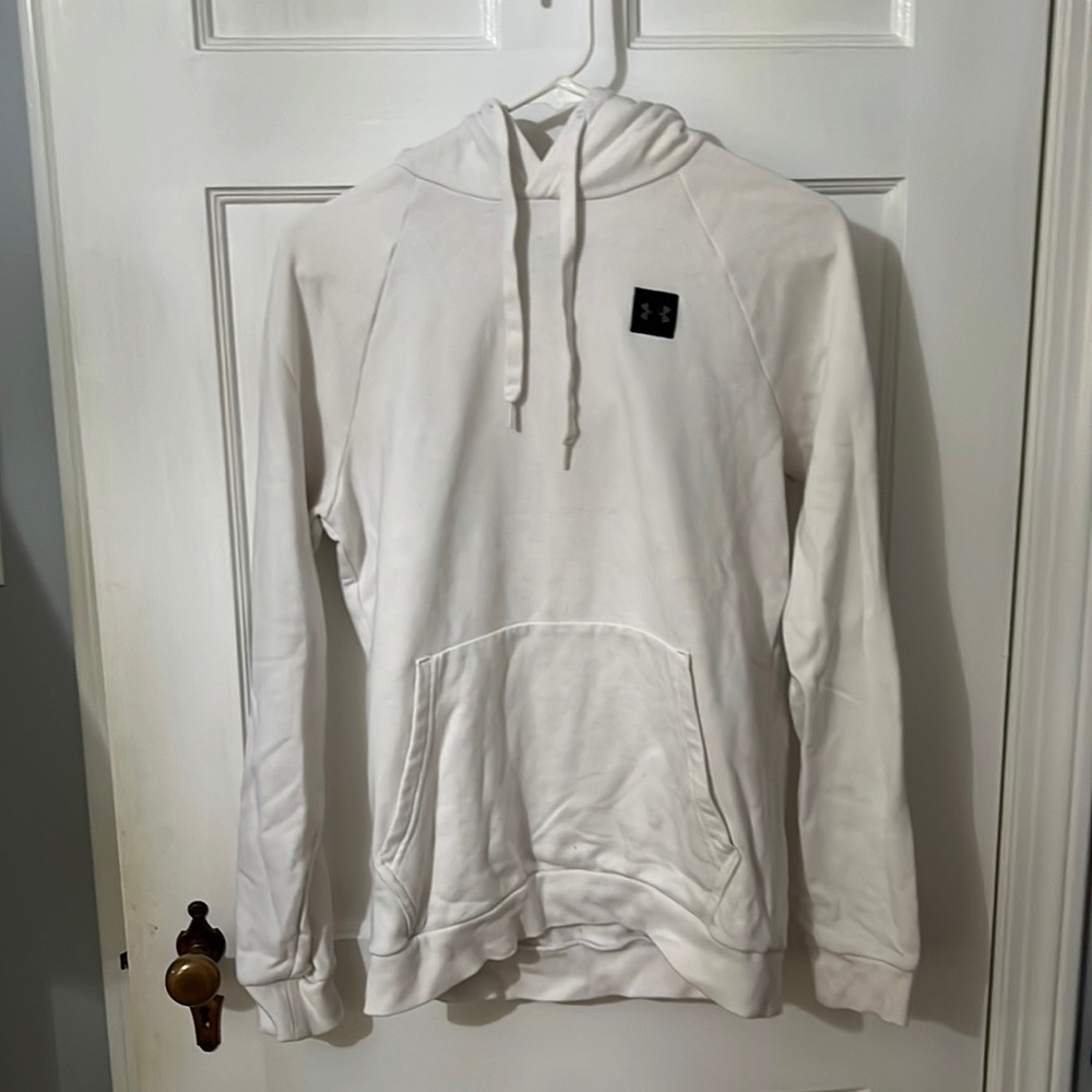 white under armour hoodie